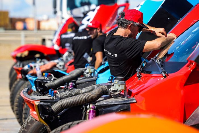 Mecánicos de Optimus