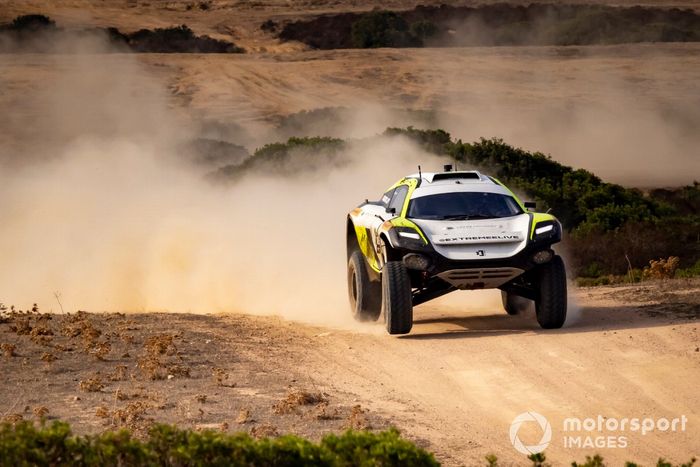 Mikaela Ahlin-Kottulinsky, Kevin Hansen, Equipo JBXE Extreme-E 