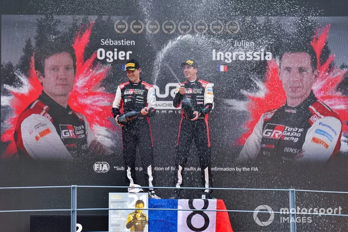 Campeones Sébastien Ogier, Julien Ingrassia, Toyota Gazoo Racing WRT Toyota Yaris WRC