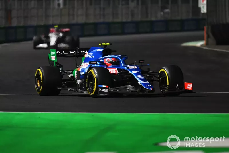 Esteban Ocon, Alpine A521, Antonio Giovinazzi, Alfa Romeo Racing C41