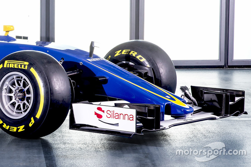 Detalhe Sauber C35