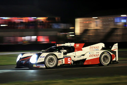 #5 Toyota Racing, Toyota TS050 Hybrid: Anthony Davidson, Sébastien Buemi, Kazuki Nakajima