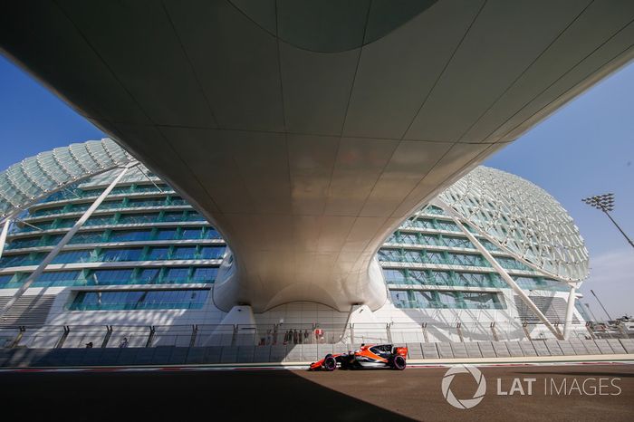 Fernando Alonso, McLaren MCL32