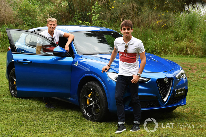 Marcus Ericsson, Sauber e Charles Leclerc, Sauber con una Alfa Romeo Stelvio