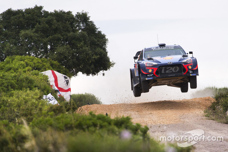 Thierry Neuville, Nicolas Gilsoul, Hyundai Motorsport Hyundai i20 Coupe WRC