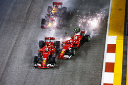 Sebastian Vettel, Ferrari SF70H, Max Verstappen, Red Bull Racing RB13, Kimi Raikkonen, Ferrari SF70H, collide at the start