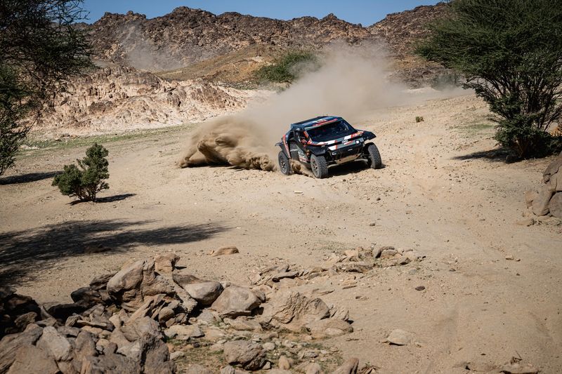 #299 I Dacia Sandriders Dacia: Nasser Al-Attiyah, Fabian Lurquin