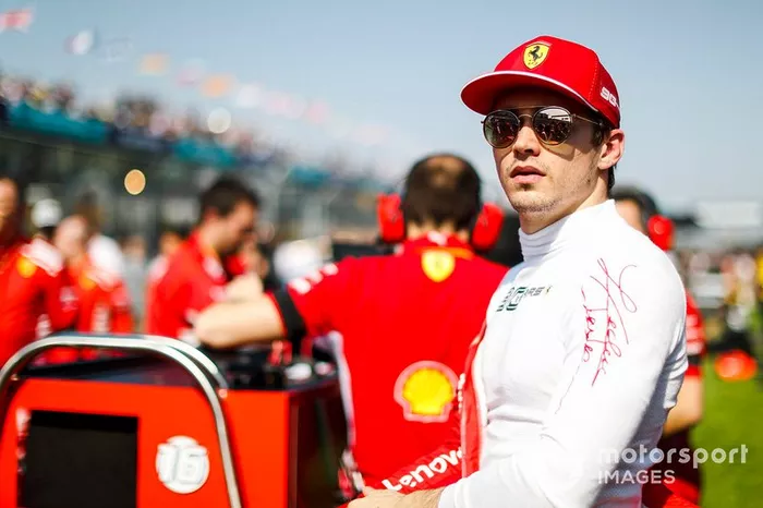 Charles Leclerc, Ferrari, in griglia di partenza