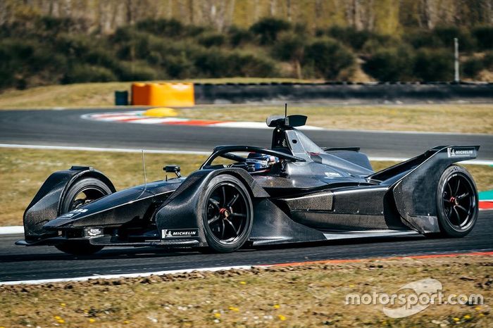 Edoardo Mortara, Mercedes-Benz EQ Silver Arrow 01