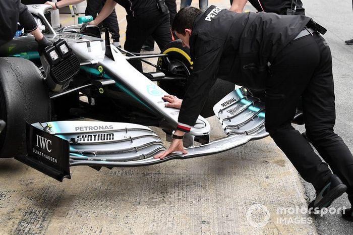 Mercedes-AMG F1 W10 detalle del alerón delantero