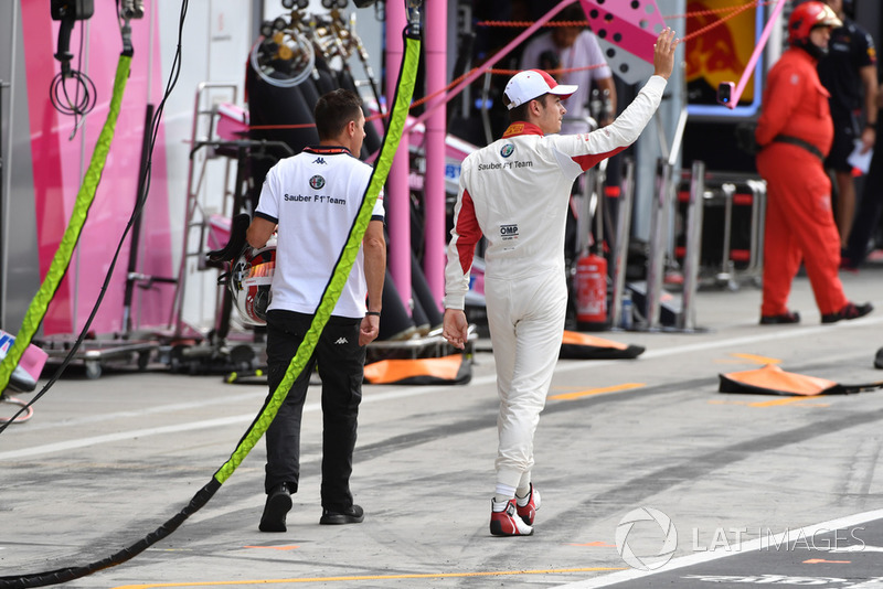 Charles Leclerc, Sauber tras quedar eliminado en Q1