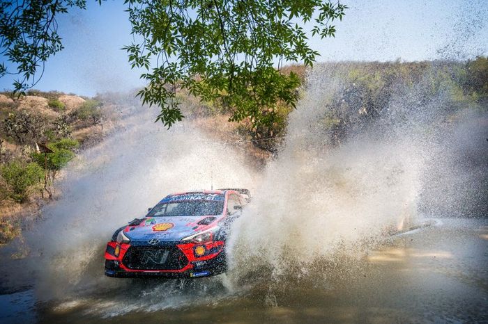 Ott Tänak, Martin Järveoja, Hyundai Motorsport Hyundai i20 Coupe WRC