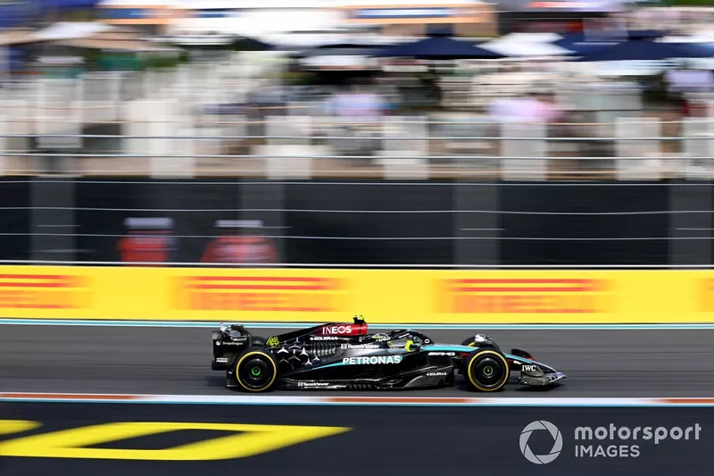 Lewis Hamilton, Mercedes F1 W15
