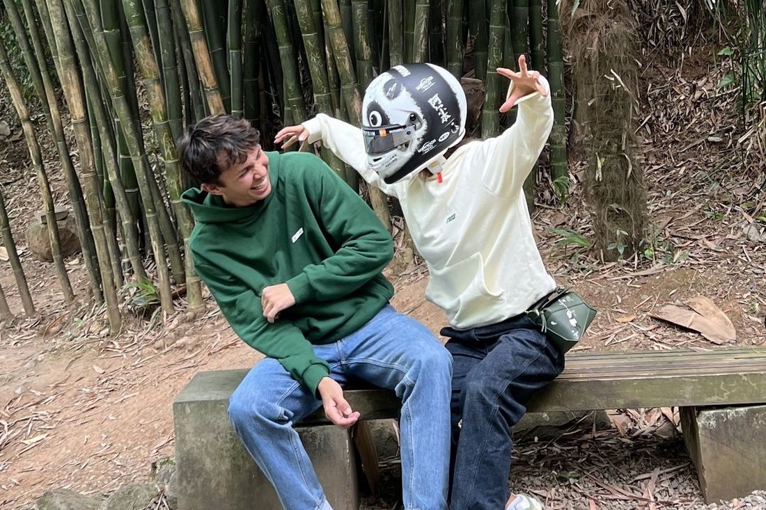 Alex Albon, Williams con su casco especial