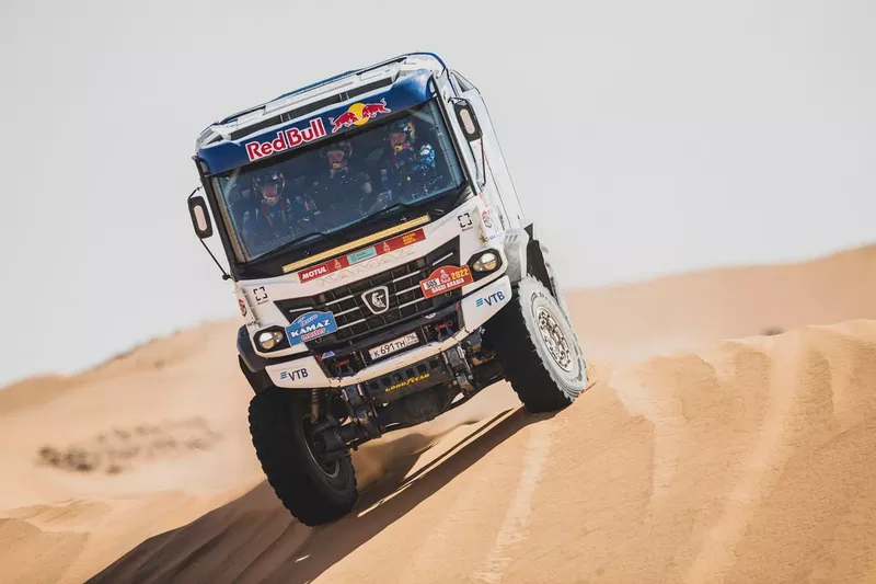 #505 Kamaz - Master: Eduard Nikolaev, Evgenii Iakovlev, Vladimir Rybakov