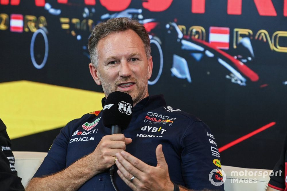 Christian Horner, director del equipo, Red Bull Racing, en la conferencia de prensa de los directores del equipo