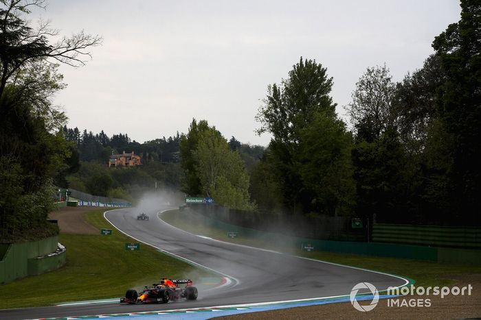 Max Verstappen, Red Bull Racing RB16B, Lewis Hamilton, Mercedes W12