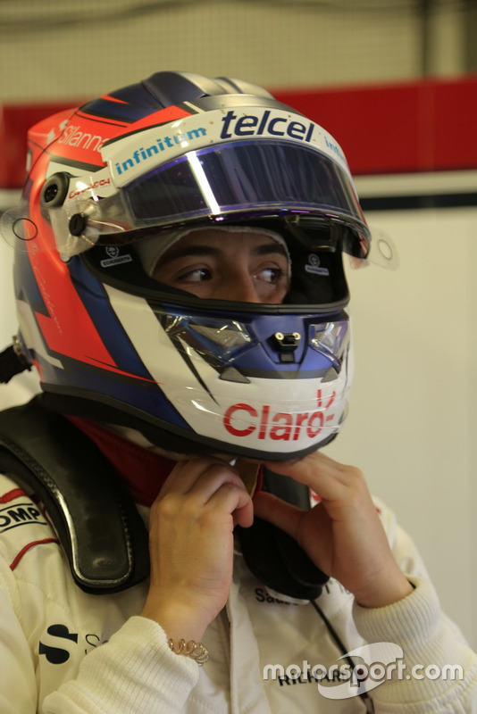 Tatiana Calderón, Sauber C37 piloto de prueba