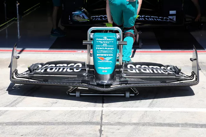 Aile avant de l'Aston Martin AMR24
