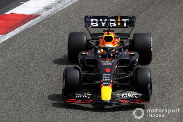 Max Verstappen, Red Bull Racing RB18

