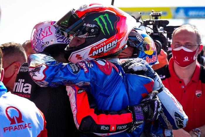 Alex Rins, Team Suzuki MotoGP, Aleix Espargaró, Aprilia Racing