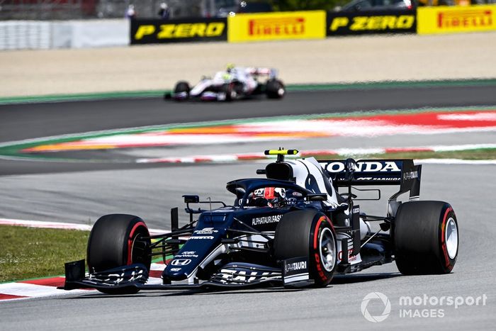 Pierre Gasly, AlphaTauri AT02, Mick Schumacher, Haas VF-21