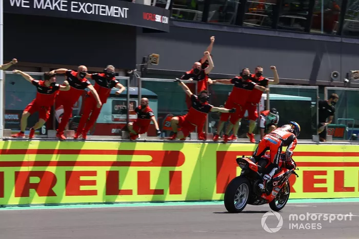 Ganador Michael Ruben Rinaldi, Aruba.It Racing - Ducati