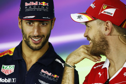 Pressekonferenz: Daniel Ricciardo, Red Bull Racing; Sebastian Vettel, Ferrari