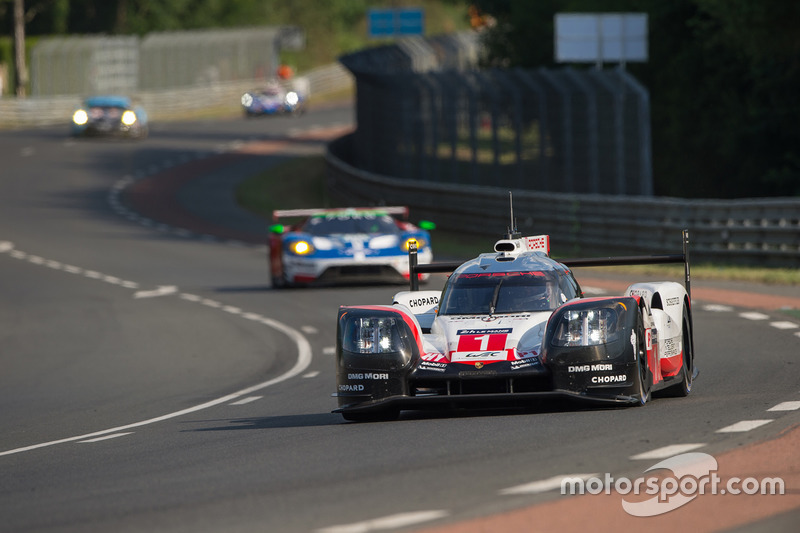 #1 Porsche Team Porsche 919 Hybrid: Neel Jani, Andre Lotterer, Nick Tandy