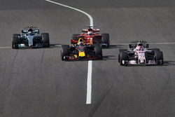 Esteban Ocon, Sahara Force India F1 VJM10, Daniel Ricciardo, Red Bull Racing RB13, Valtteri Bottas, Mercedes AMG F1 W08, Sebastian Vettel, Ferrari SF70H