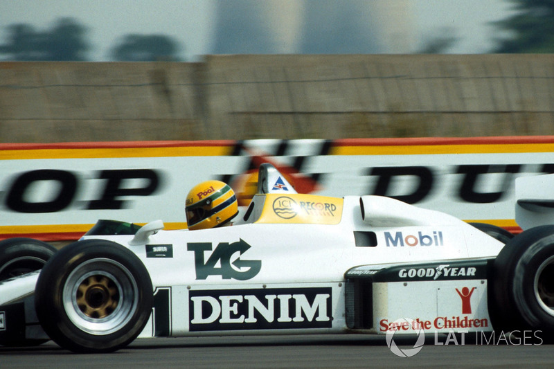 Ayrton Senna prueba el Williams FW08C por primera vez