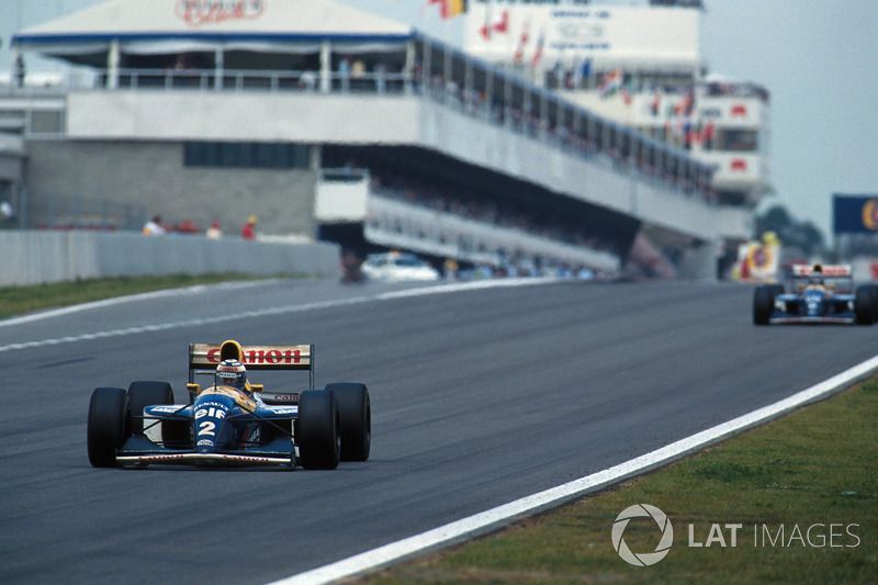 Alain Prost, Williams FW15C lidera a su compañero de equipo Damon Hill, Williams FW15C