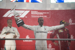 Podium: Race winner Lewis Hamilton, Mercedes AMG F1