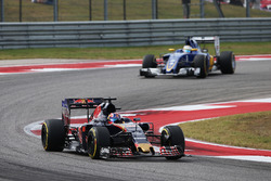 Даниил Квят, Scuderia Toro Rosso STR11