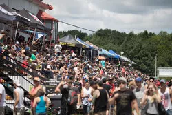 Autodrome St-Eustache atmosphere