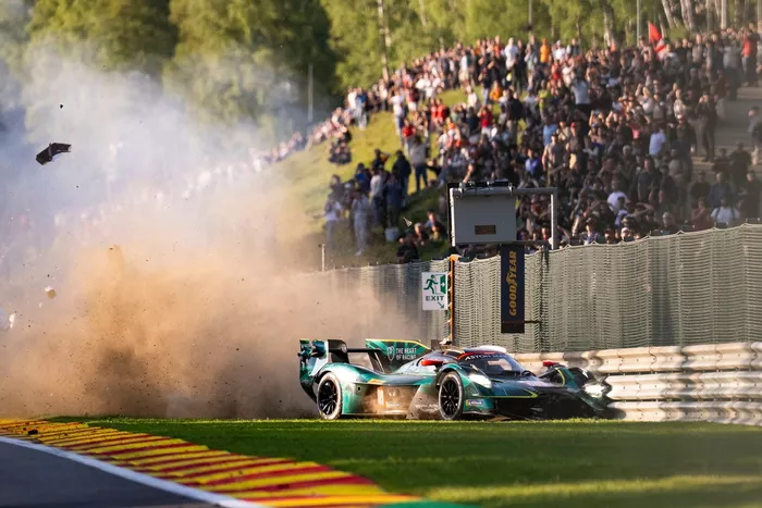 #009 Aston Martin Thor Team Aston Martin Valkyrie: Alex Riberas, Marco Sorensen