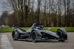 DS E-TENSE FE 19