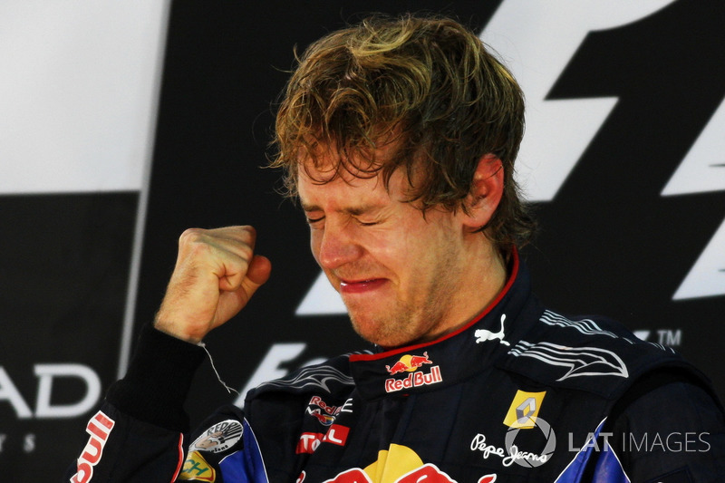 Podium: winnaar en wereldkampioen Sebastian Vettel, Red Bull Racing