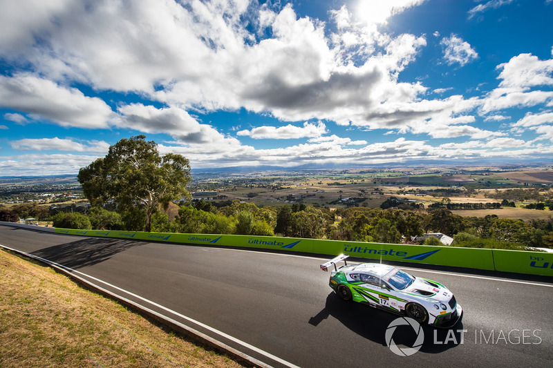 #17 Bentley Team M-Sport Bentley Continental GT3: Steven Kane, Guy Smith, Jules Gounon