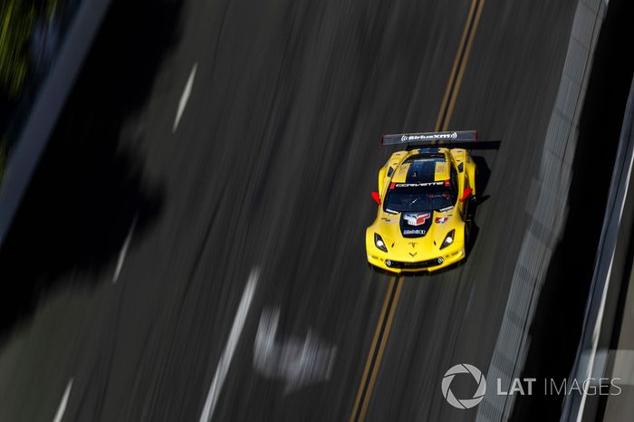 #4 Corvette Racing Chevrolet Corvette C7.R, GTLM: Oliver Gavin, Tommy Milner