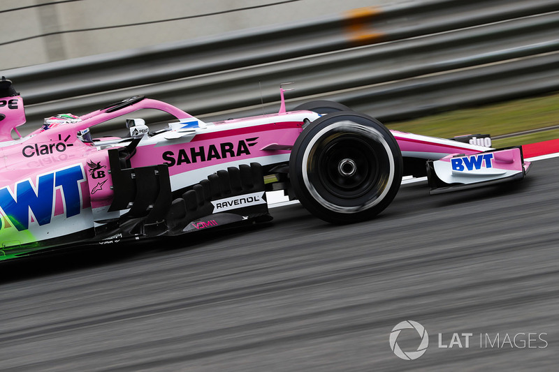 Flow-Via paint on the car of Sergio Perez, Force India VJM11 Mercedes