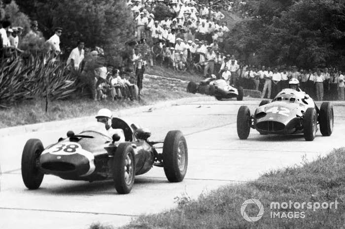 Maurice Trintignant, Cooper-Climax; Dan Gurney, BRM P25; Carlos Menditeguy, Cooper-Maserati