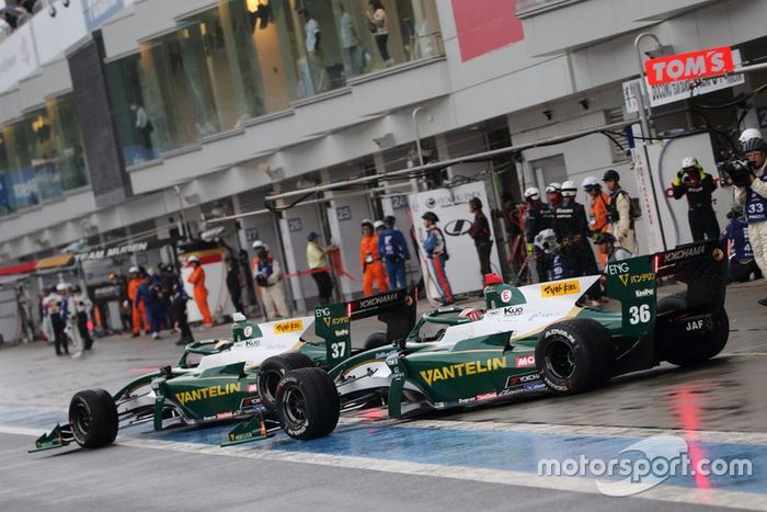 Nick Cassidy y Kazuki Nakajima, VANTELIN TEAM TOM’S