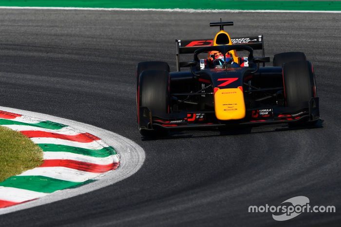 Yuki Tsunoda, Carlin