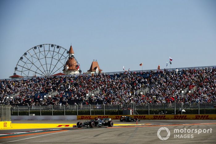 Lewis Hamilton, Mercedes F1 W11, Valtteri Bottas, Mercedes F1 W11