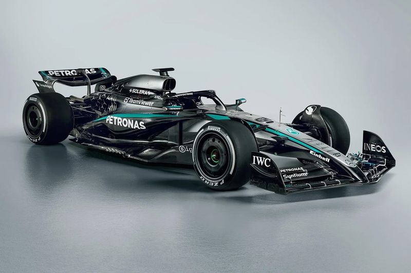 Mercedes F1 W16