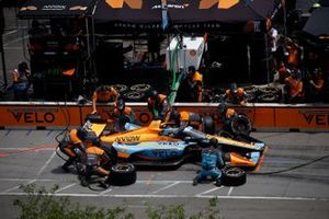 #7: Alexander Rossi, Arrow McLaren Chevrolet, parada en boxes