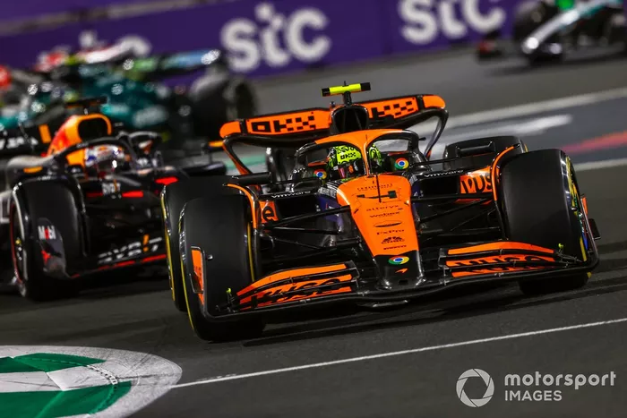 Lando Norris, McLaren MCL38 