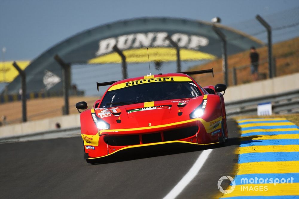 #21 AF Corse Ferrari 488 GTE EVO de Simon Mann, Julien Piguet, Ulysse De Pauw