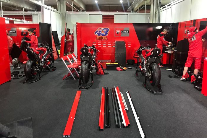 El garaje de Ducati Team